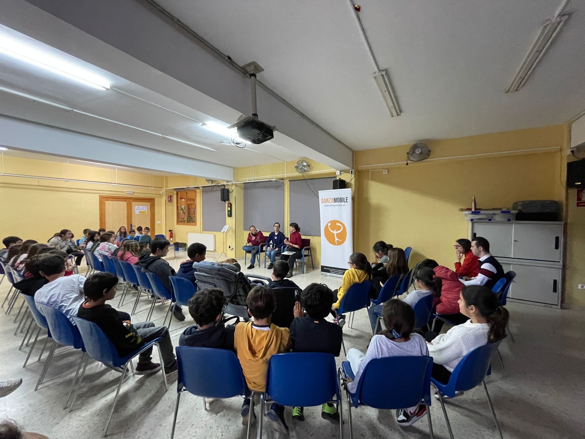 Sesión de ‘Historias para la Inclusión’, en el CEIP Jacarandá